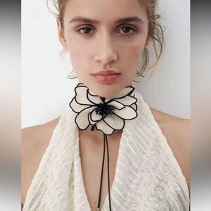 Boho White Floral Choker Necklace N1451